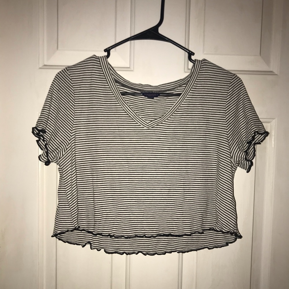 Aeropostale Striped Crop-Top
